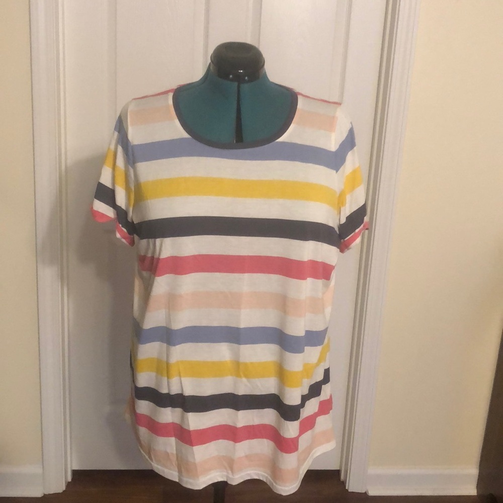 Torrid Multicolored Striped Short Sleeve T-Shirt Size 4